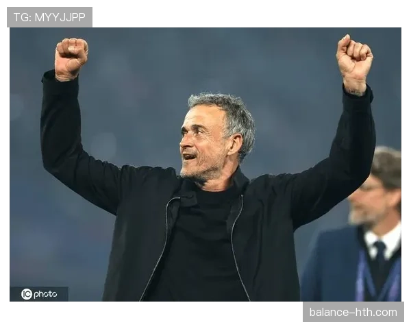 恩里克带领球队展现强大凝聚力，士气高涨迎接新挑战