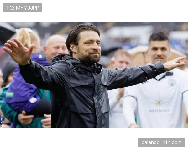 拉塞尔·马丁执掌南安普顿,新赛季迎新挑战与机遇 拉塞尔·马丁执掌南安普顿,新赛季迎新挑战与机遇