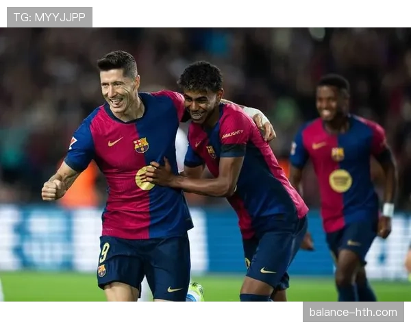 巴萨防线漏洞频现，教练组积极调整策略，状态回升引关注