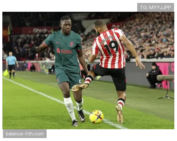 布伦特福德战术解析:灵活体系如何在英超赛场脱颖而出 布伦特福德战术解析:灵活体系如何在英超赛场脱颖而出