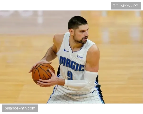 桑普防守体系再显威力,球队稳定性提升备受关注 桑普防守体系再显威力,球队稳定性提升备受关注