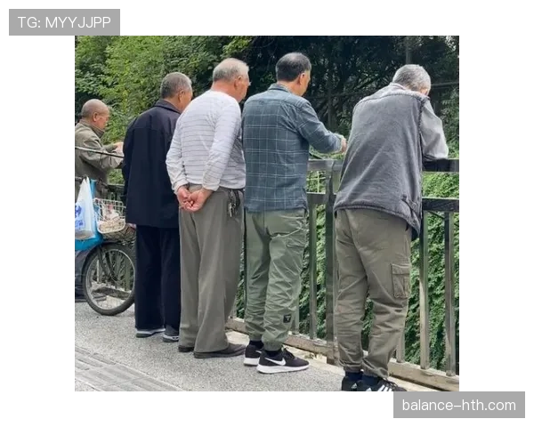 昌雅妮这工资听说涨了，隔壁老王都说他家晚上吃不起饭了！